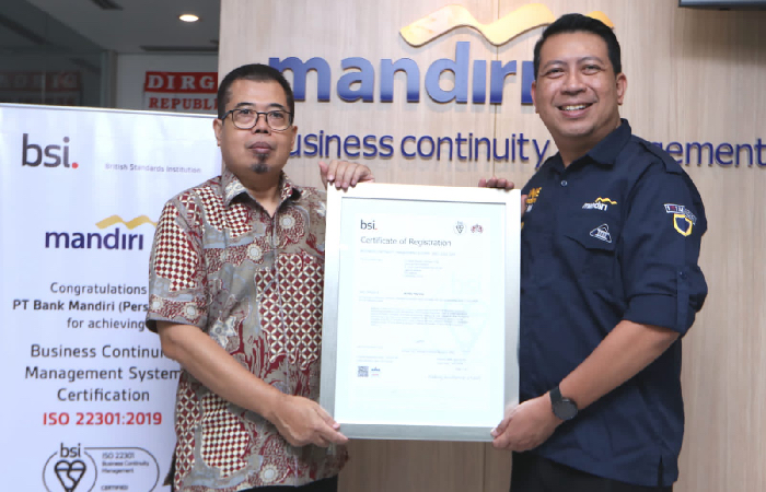 Bank Mandiri menjadi bank KBMI 4pertama di Indonesia yang mendapatkan sertifikasi ISO 22301 tentang sistem manajemen keberlangsungan bisnis atau Business Continuity Management System
