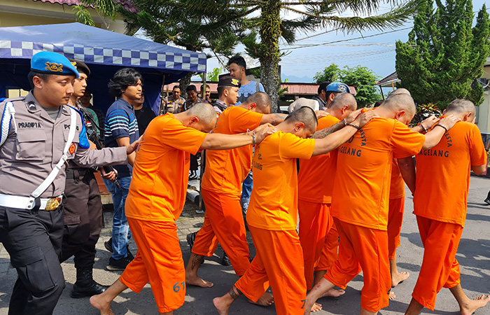 PENCURI BATERAI BTS: Jajaran Polresta Magelang menangkap tujuh tersangka kasus pencurian baterai tower BTS. Namun, masih ada penadah yang masuk dalam DPO.