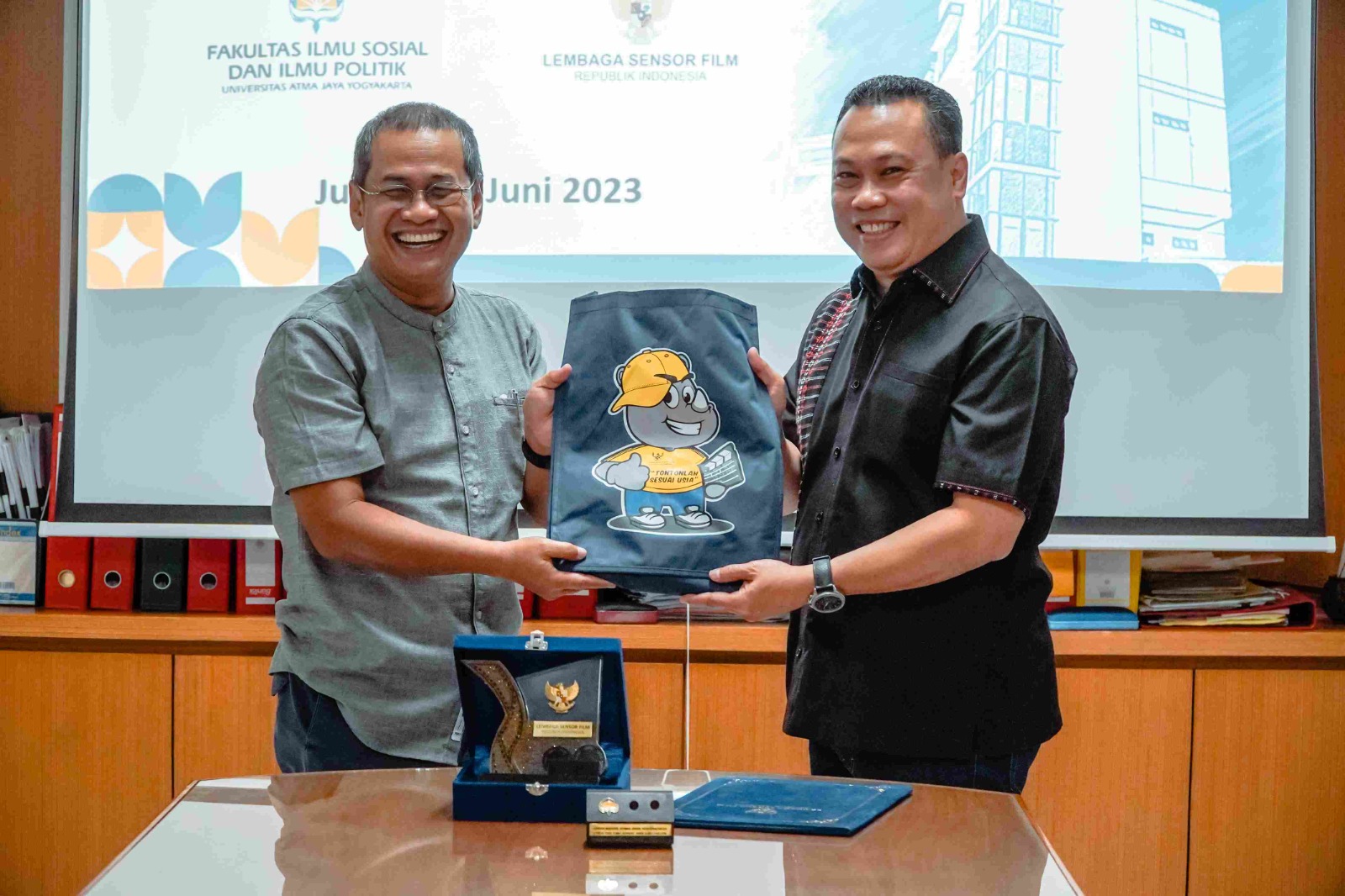 KERJA SAMA: Fakultas Ilmu Sosial dan Ilmu Politik Universitas Atma Jaya Yogyakarta menjalin kerja sama dengan Lembaga Sensor Film RI. (Dok FISIP UJAY)