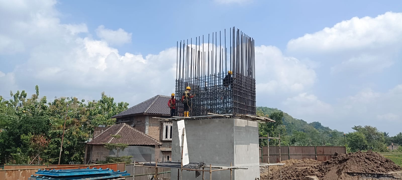 PROGRES: Pembangunan Jalan Tol Jogjakarta-Bawen terus dikerjakan. (Dok Humas JJB)
