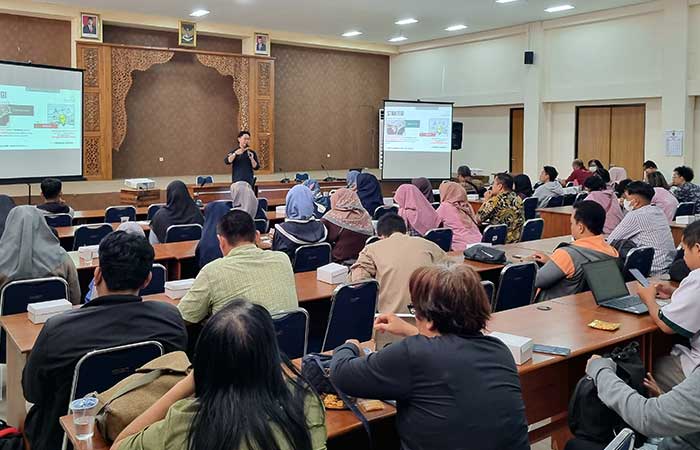 WORKSHOP: Sebanyak 54 pelaku UMKM mengikuti program Kelas Bisnis Selasa Pagi (KBSP) mengenai cara memasarkan produk kepada konsumen luar negeri Selasa (27/6/23).