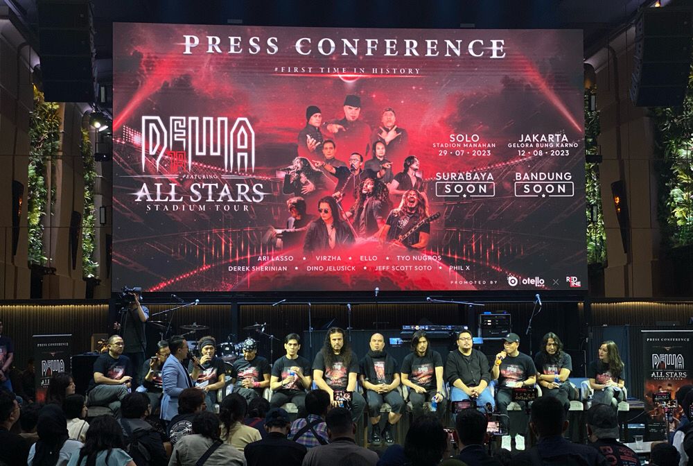 GEMERLAP: DEWA 19 Featuring ALL STARS &ndash; STADIUM TOUR 2023 Hadirkan Sandhy Sondoro, Lyodra, dan Mahalini. (Istimewa)