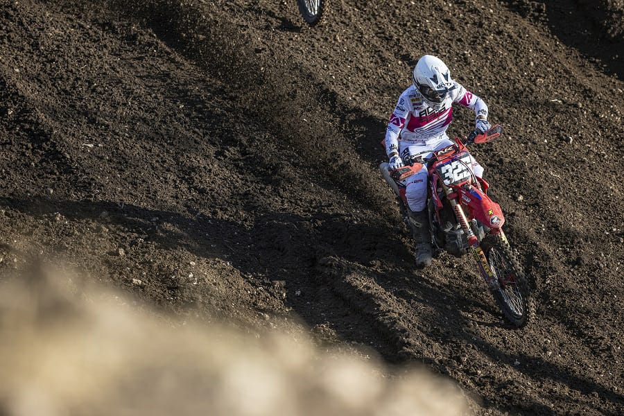 FOKUS: Crosser Astra Honda Racing Team (AHRT) Delvintor Alfarizi siap beraksi pada lanjutan FIM Motocross World Championship (MXGP). (Dok AHRT)