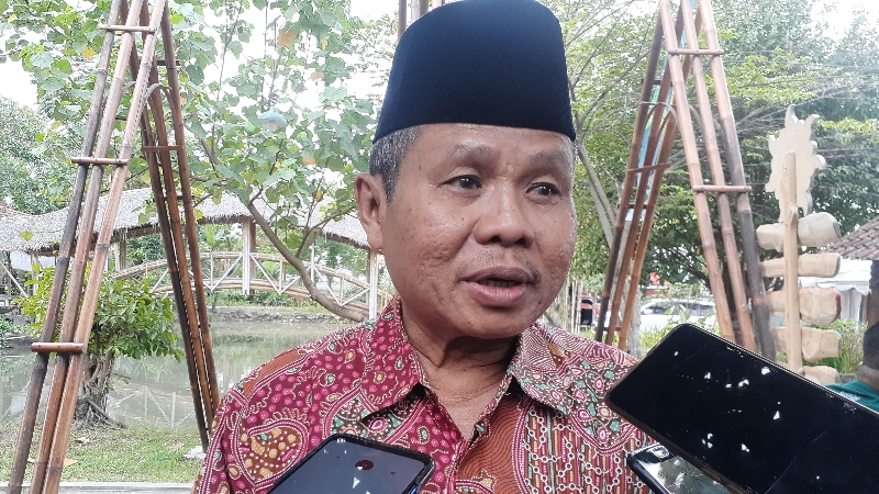 PENDORONG: Ketua Tanfidziyah PWNU DIy Ahmad Zuhdi Muhdlor. (Iwan Nurwanto/Radar Jogja)
