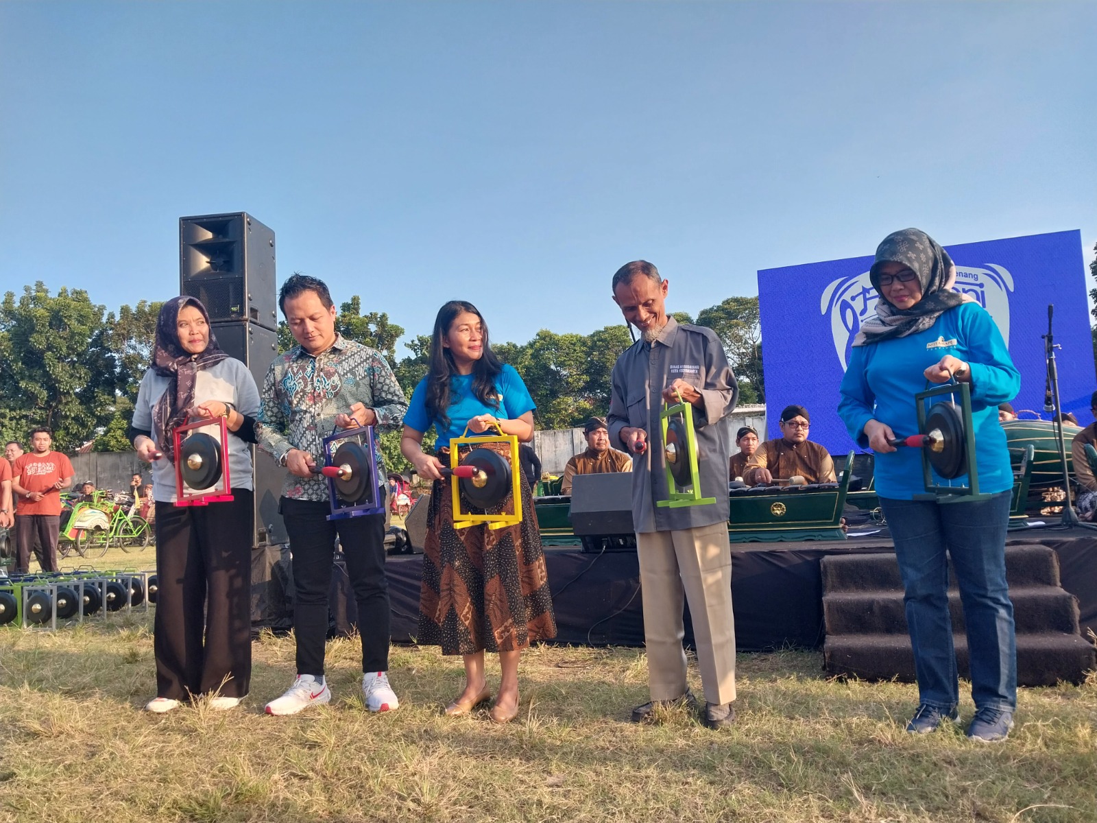 LESTARIKAN BUDAYA: Suasana soft launching Harmoni Embung Giwangan di Stadion Kridosono, kemarin (9/7). Ini inovasi layanan edukasi pengenalan gamelan ke masyarakat. (Wulan Yanuarwati/Radar Jogja)