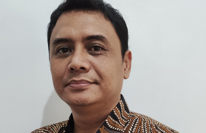 Febrian Wisnu Adi Dosen Kriya Logam ISI Jogjakarta.