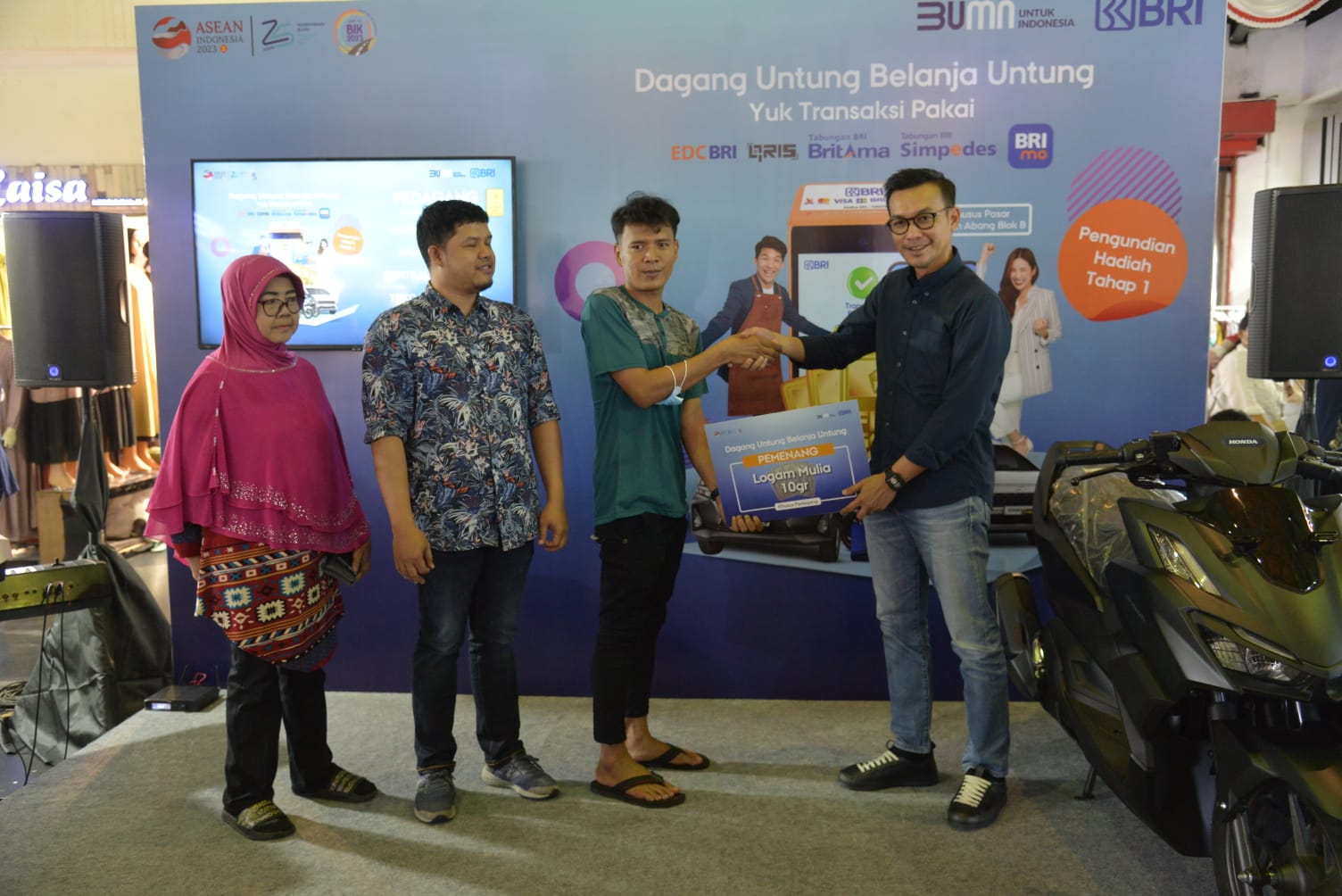 Dukungan terhadap Usaha Mikro, Kecil dan Menengah (UMKM) terus dilakukan oleh BRI melalui berbagai program menarik.