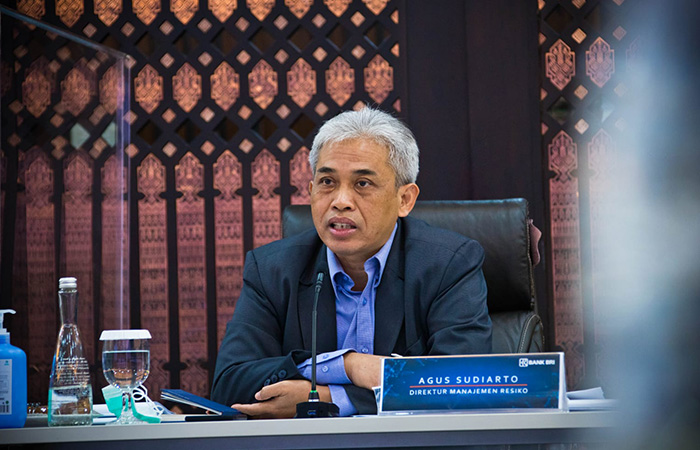 Direktur Manajemen Risiko BRI Agus Sudiarto menjelaskan secara akumulatif kredit BRI yang direstrukturisasi karena pandemi tertinggi mencapai 30 persen.