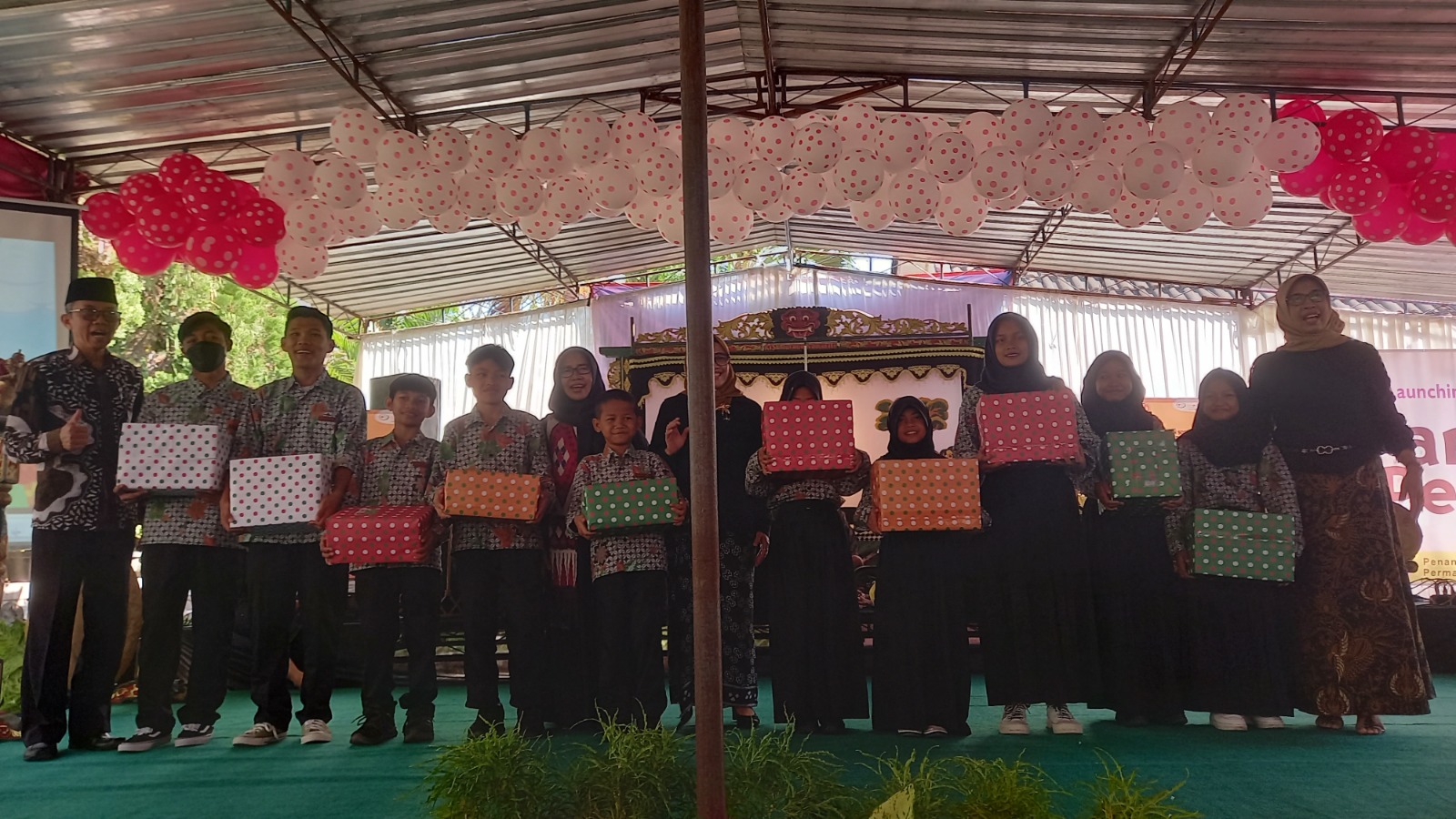 LINGKUNGAN KELUARGA: Sejumlah anak mengikuti peluncuran program Pandu Persada yang dipusatkan di Balai RSPA Dinas Sosial DIY Bimomartani, Ngemplak, Sleman. (Khairul Ma