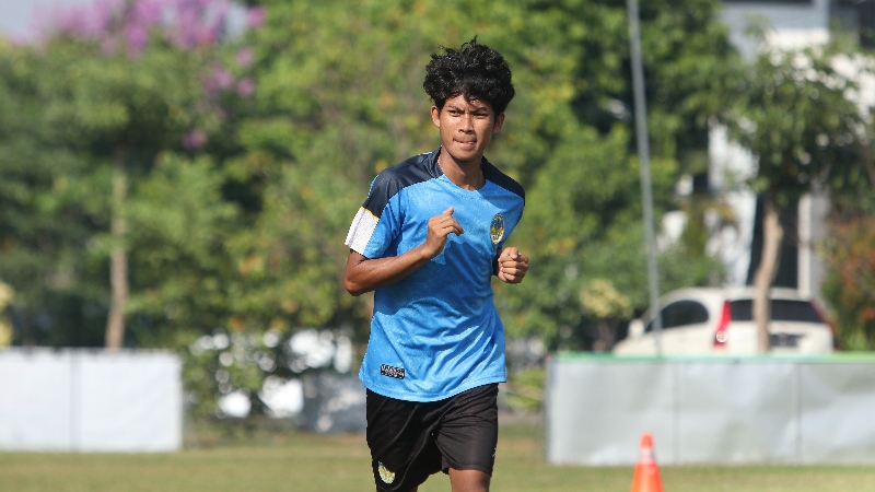 KEMBALI: Gelandang PSIM Jogja Adriansyah. (Dok. PSIM Jogja)