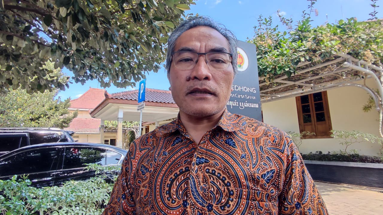 SIAP: Bupati Kabupaten Bantul Abdul Halim Muslih di Kompleks Kepatihan Jogja Kamis (27/7). (Winda Atika Ira P/Radar Jogja)