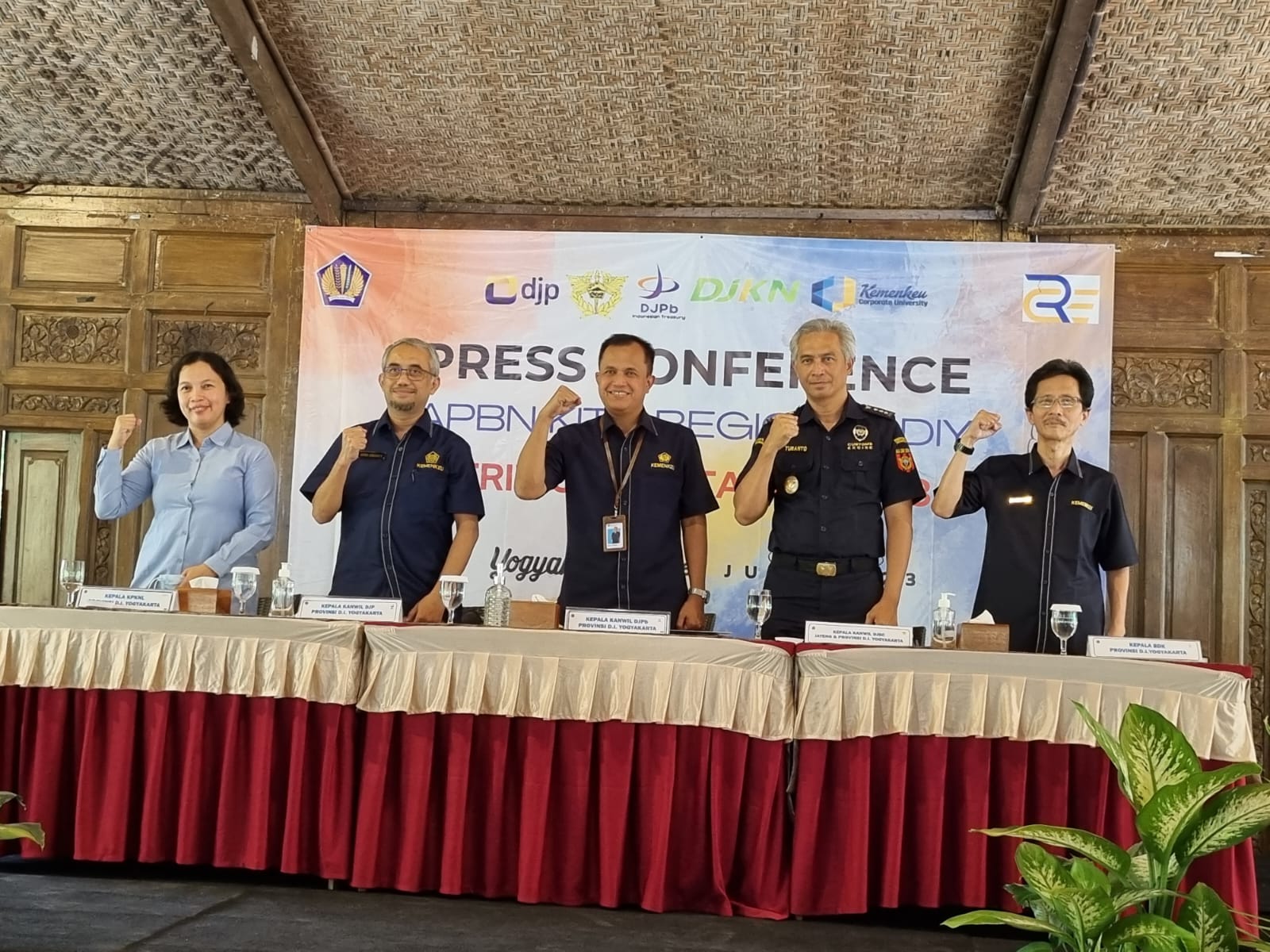 KINERJA: Sesi konferensi pers mengenai kinerja APBN Triwulan II tahun 2023 yang mengalami pertumbuhan signifikan. (Fahmi Fahriza/Radar Jogja)