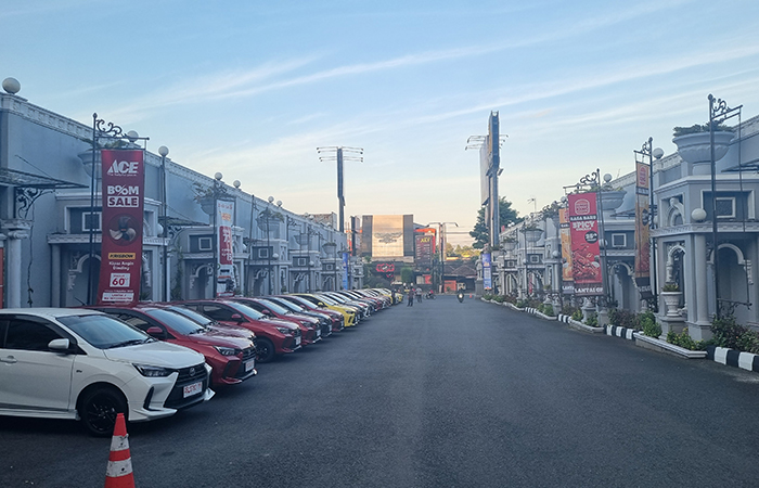 PRODUK BARU: Toyota menargetkan penjualan unit All New Agya naik untuk wilayah DIJ dengan kalkulasi 75 unit dapat terjual setiap bulannya dari rata-rata 50 unit per bulan.