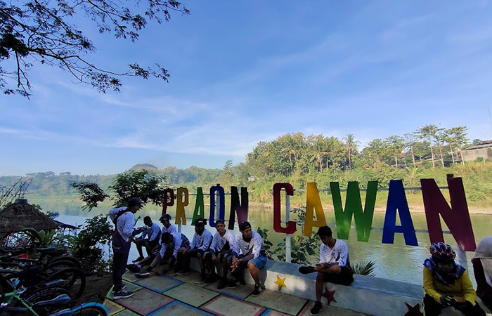 Praon Cawan di Padukuhan Cawan, Argodadi, Sedayu, Bantul bisa menjadi salah satu destinasi wisata yang patut dikunjungi ketika berlibur.