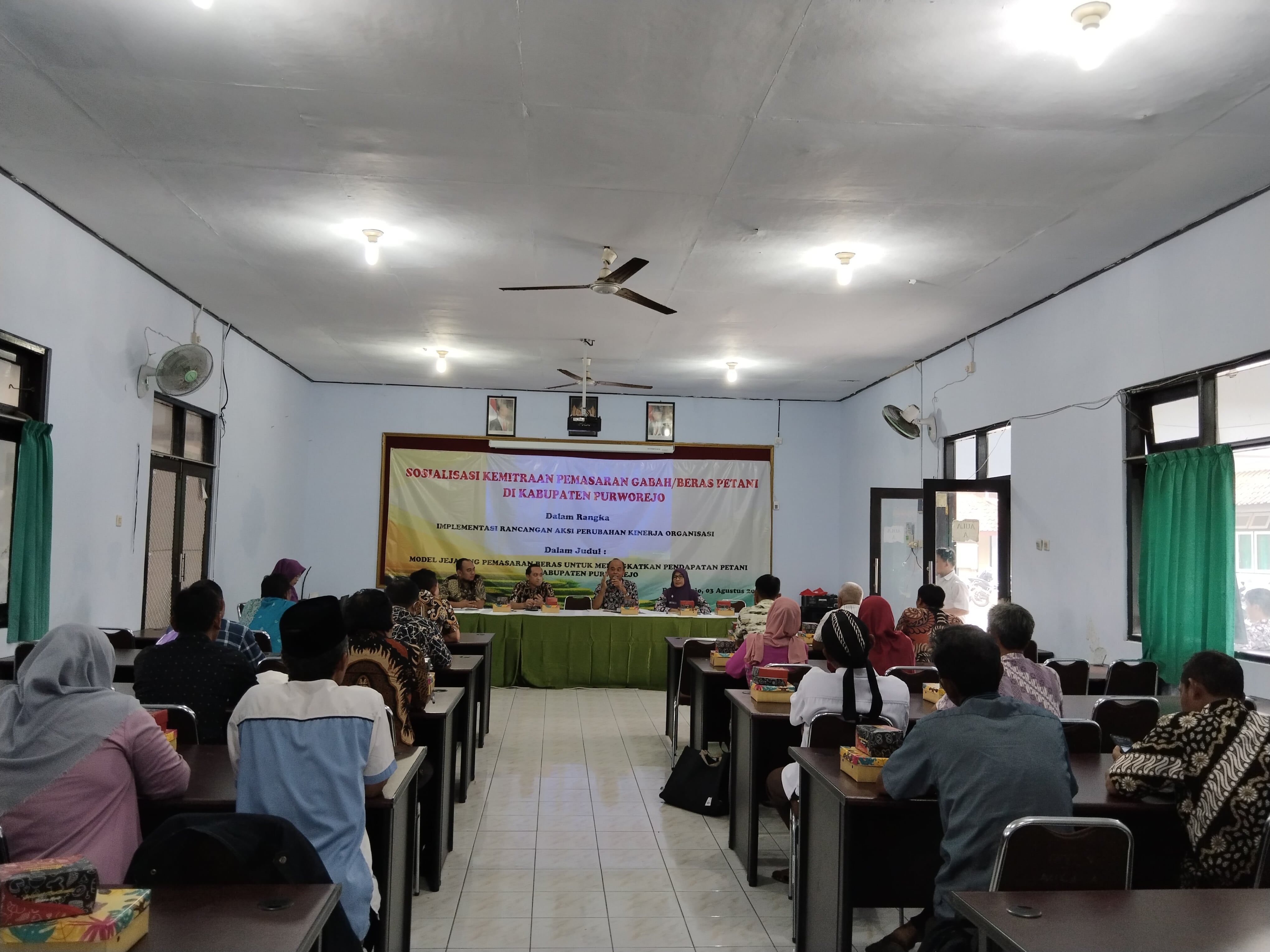 Sosialisasi kemitraan pemasaran beras atau gabah petani di Kabupaten Purworejo, Kamis (3/8).