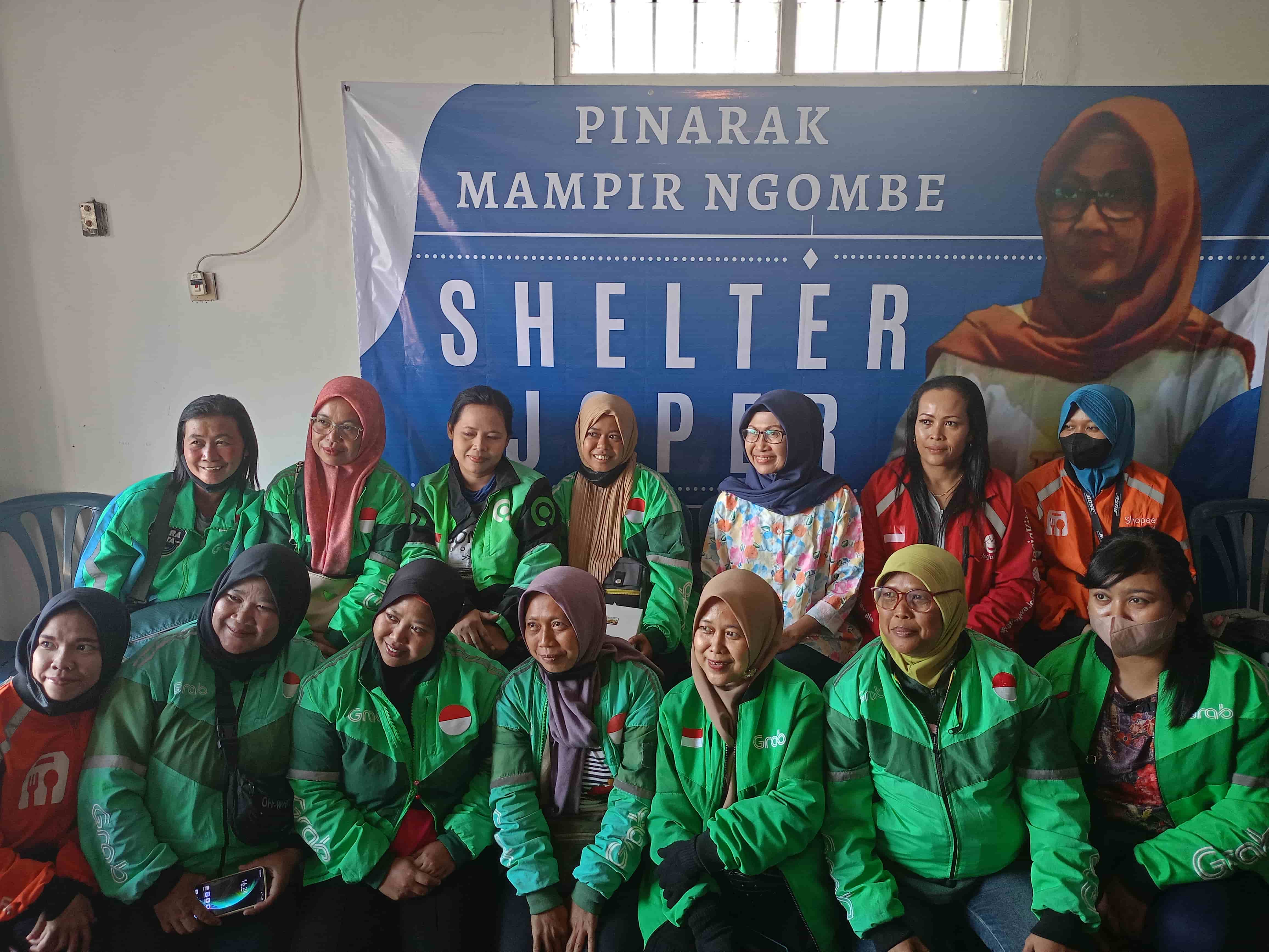 Ketua DPC Partai Demokrat Kota Jogja Rini Hapsari meresmikan Shelter Jogja Ojol Perempuan (Joper), Sabtu (5/8).