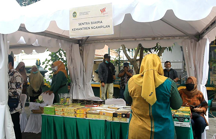 TRANSAKSI : Pameran UMKM Ngampilan beberapa waktu lalu.