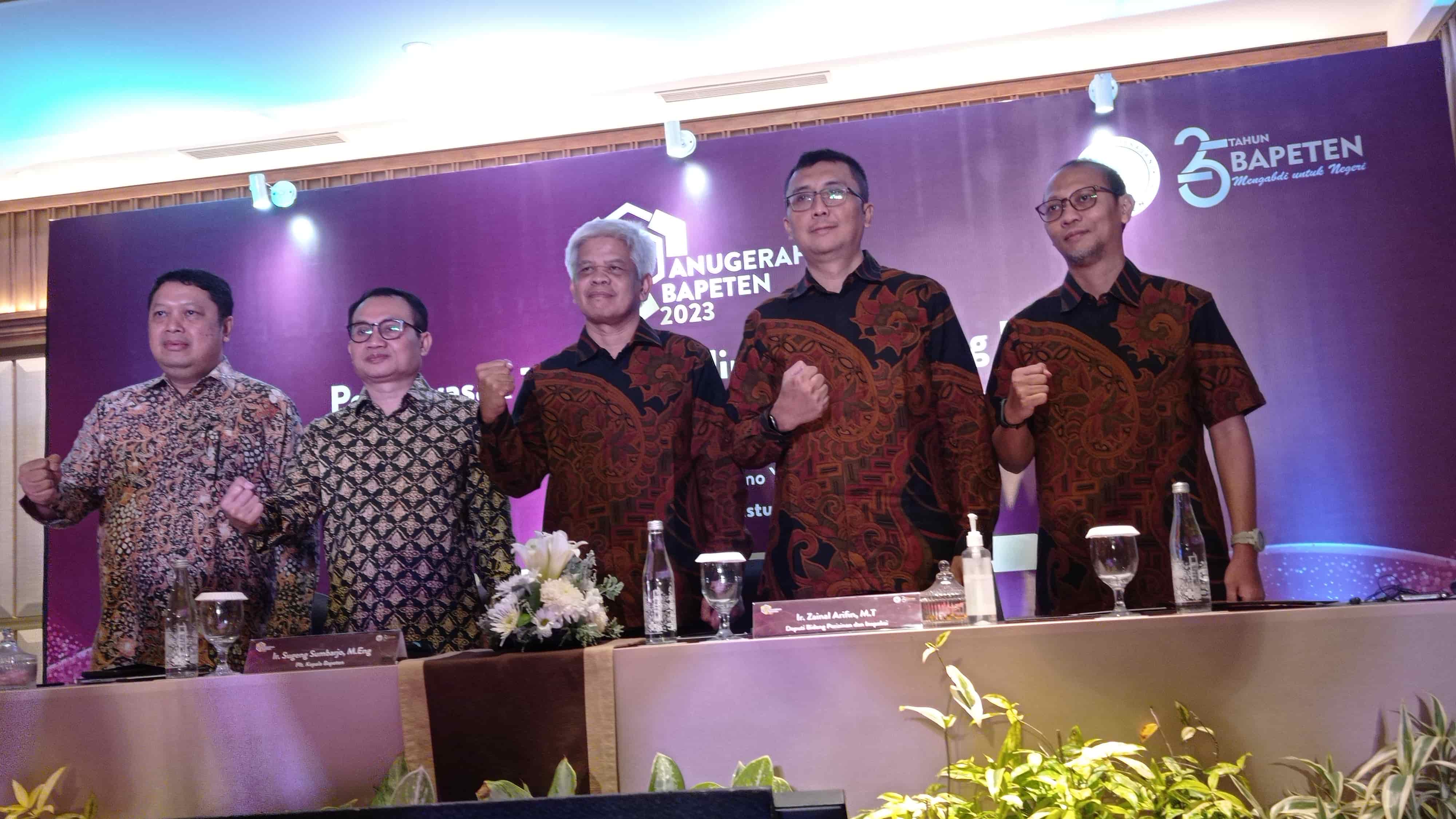 Jumpa pers pelaksanaan Anugerah Bapeten 2023 yang diberikan kepada para pelaku yang sudah menggunakan nuklir secara aman