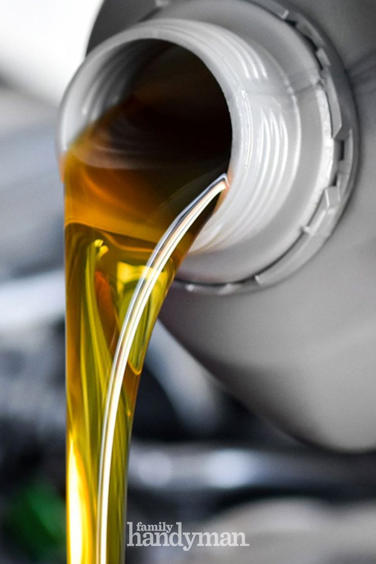 Ilustrasi oli mobil. (Pinterest Family Handyman)