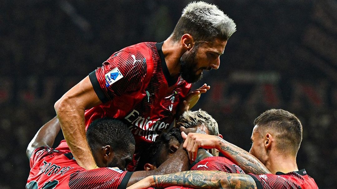TINGGI: Pemain AC Milan Oliver Giroud merayakan gol. (Dok AC Milan)