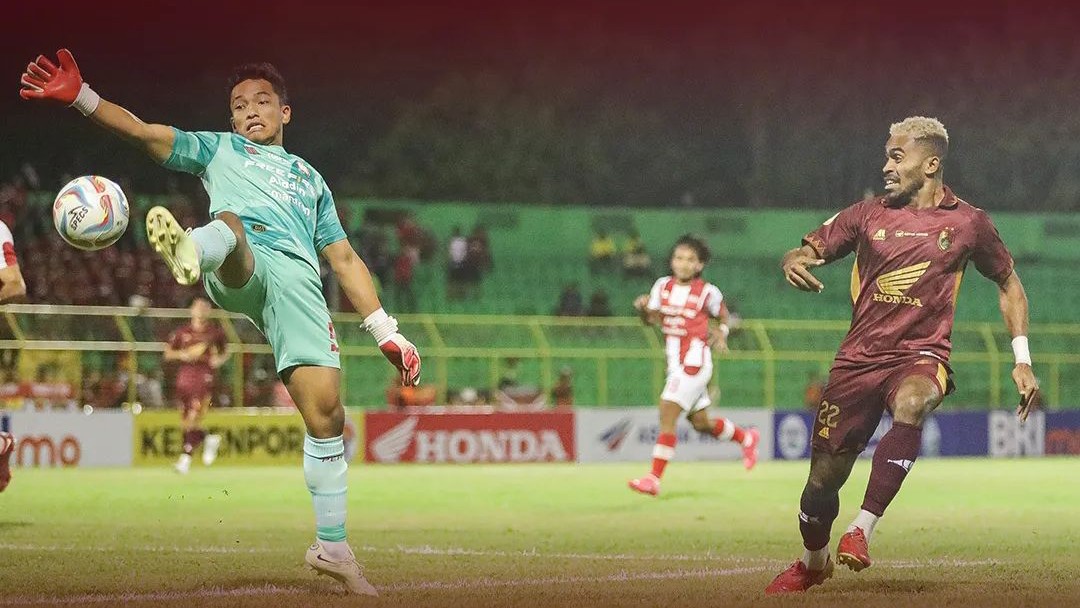 MANTAP: PSM Makassar berhasil kalahkan Persis Solo 1-0 dalam pekan ke-10 BRI Liga 1 2023/24 di Stadion Gelora B.J. Habibie, Senin (28/8) malam. (Dok PSM)