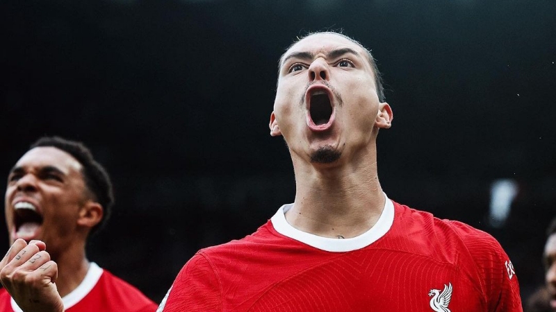 HERO: Darwin Nunez membawa Liverpool menghacurkan Newcastle. (Dok Liverpool)
