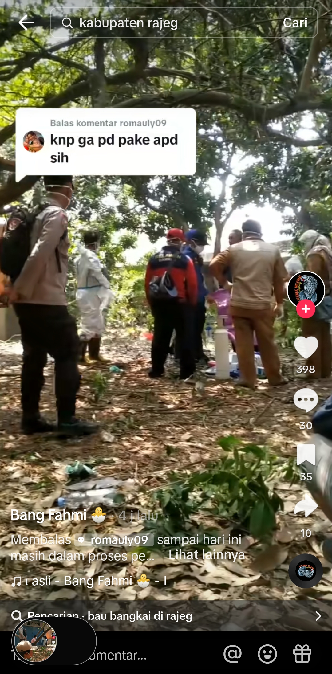 VIRAL: Mengenakan APD, dinas instansi terkait, tim gabungan dan relawan hendak melakukan pembersihan ribuan bangkai kelelawar di Rajek Rajawali, Kabupaten Tangerang. (Akun Tiktok Bang Fahmi)