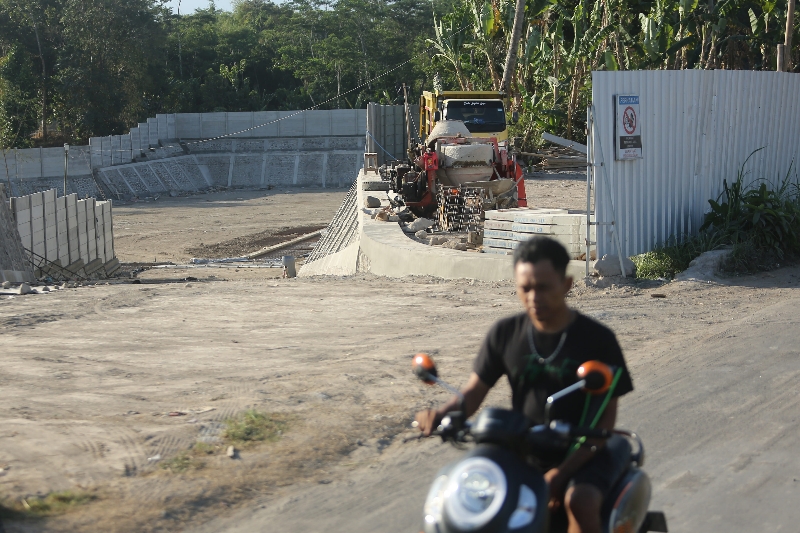 PENUH: TPST Tamanmartani, Kalasan, Sleman, beberapa waktu lalu. (Elang Kharisma Dewangga/Radar Jogja)