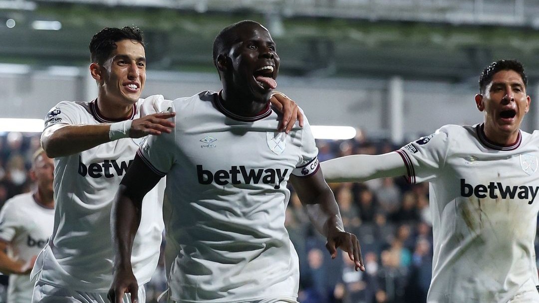 PERTAMA: Kurt Zouma ikut membawa West Ham United mengalahkan Luton Town Sabtu dini hari (2/9). (Dok West Ham United)