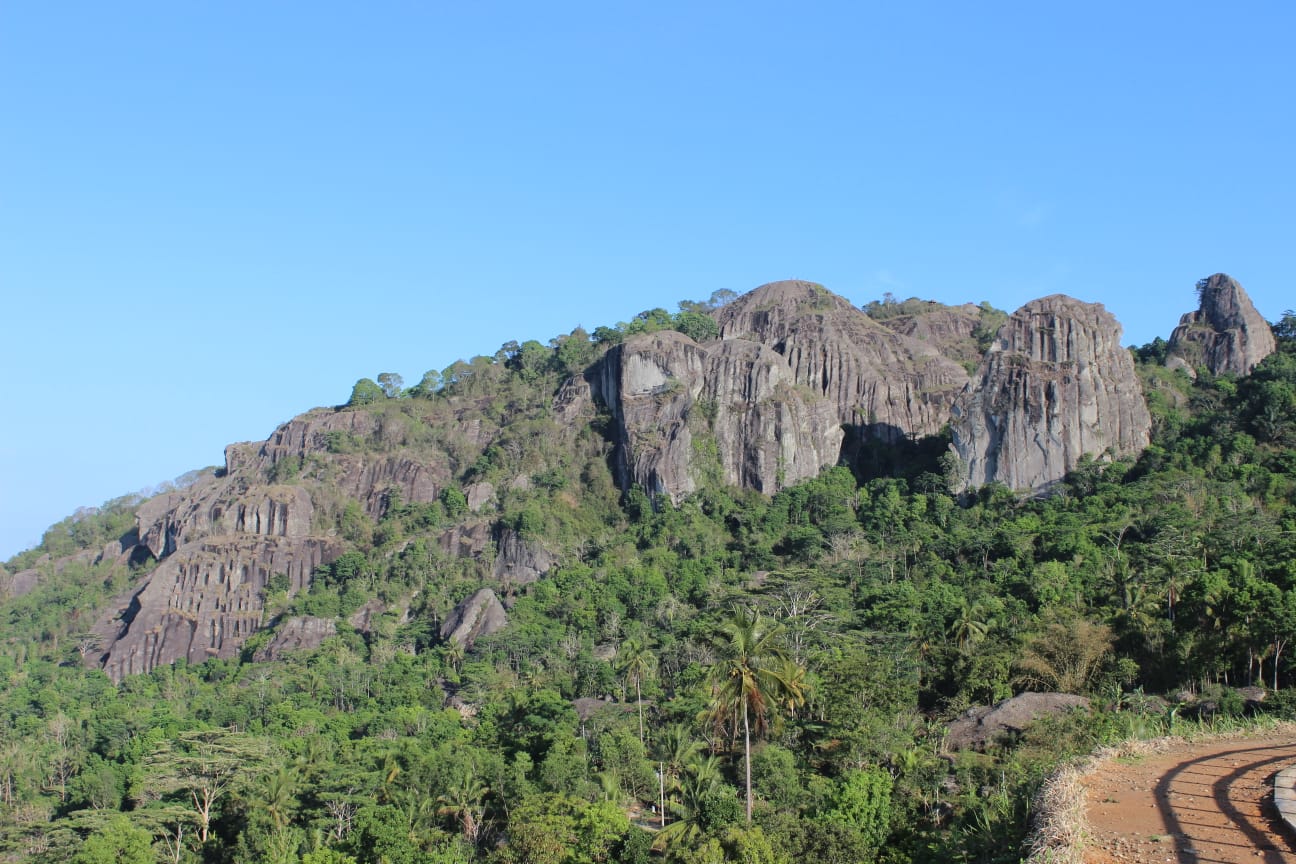 WARISAN BUMI: Penampakan Geosite Gunung Api Purba Nglanggeran, Patuk. (Dok Radar Jogja)