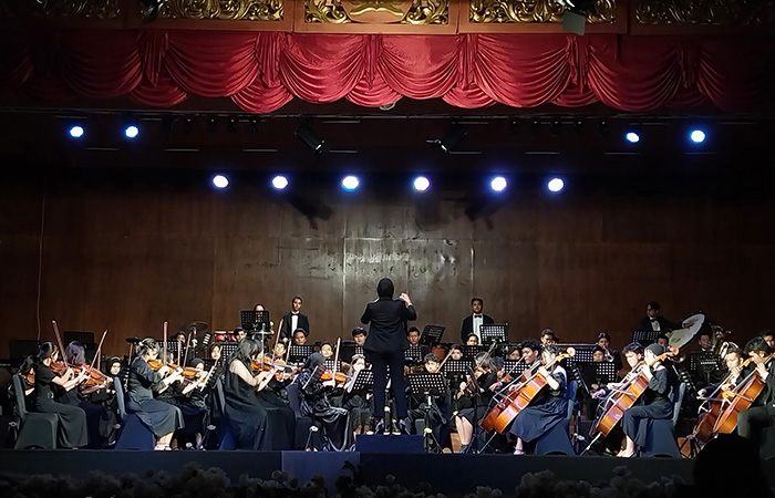 MEGAH: SMM Jogja bersama dengan The Italian Cultural Institute Jakarta menggelar konser orchestra di Auditorium SMM Jogja Senin malam (4/9/23).WULAN YANUARWATI/RADAR JOGJA&nbsp;
