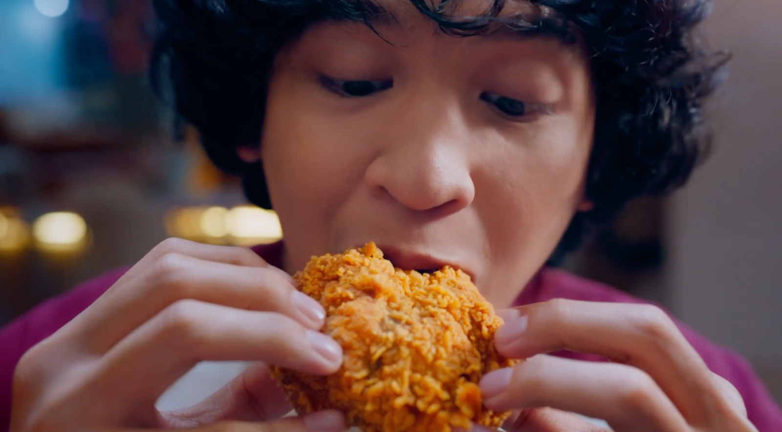 ENAK:pelanggan akan menemui paket-paket baru yaitu Super Besar New dan Jagoan Puas di semua gerai KFC. (ISTIMEWA)