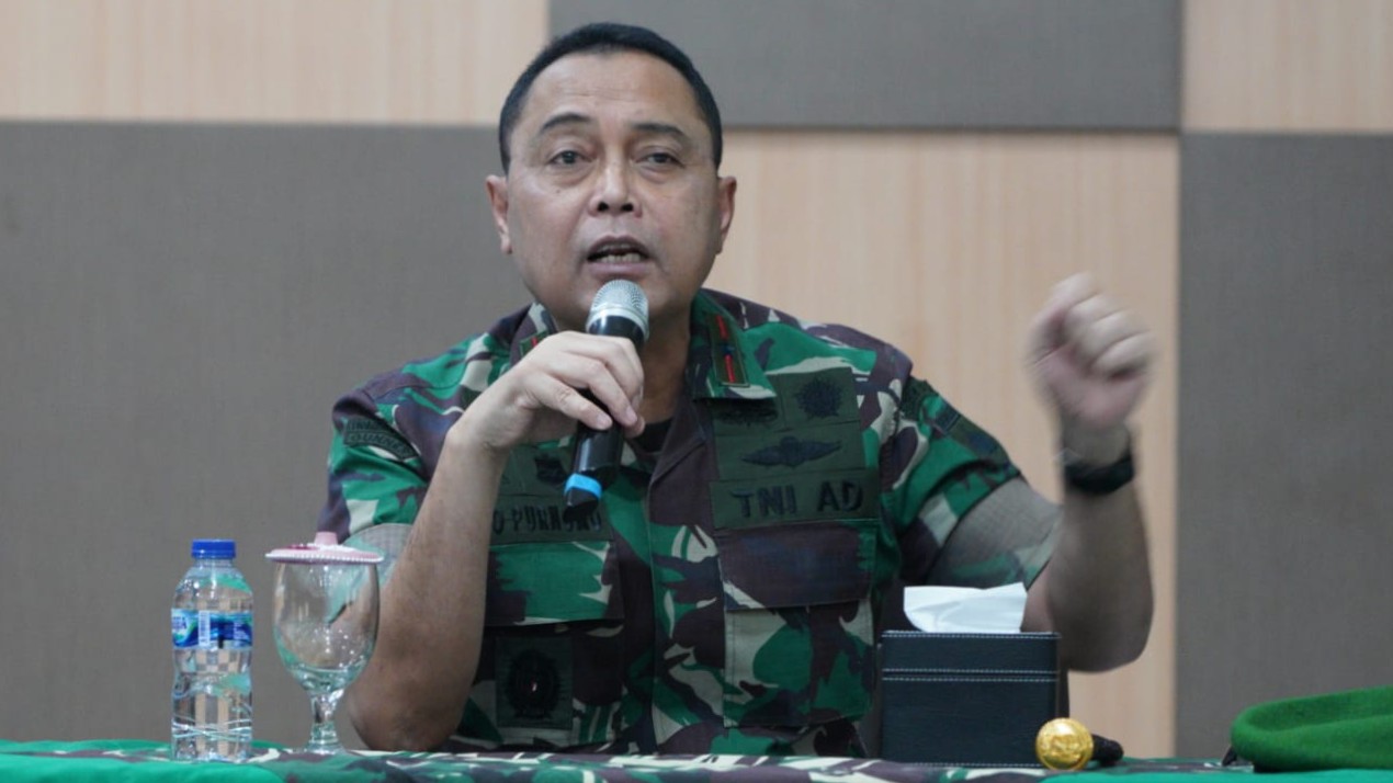 KREATIF: Danrem 072/Pamungkas Brigjen Joko Purnomo pada kegiatan Jam Komandan di Ruang Soegiono Makorem 072/Pamungkas Kota Yogyakarta Senin (11/9/2023). (Dok Penrem 072/PMK)