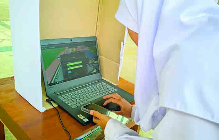 DEMOKRASI: SMK Negeri 1 Kebumen menggelar pemilihan ketua Osis berbasis online.