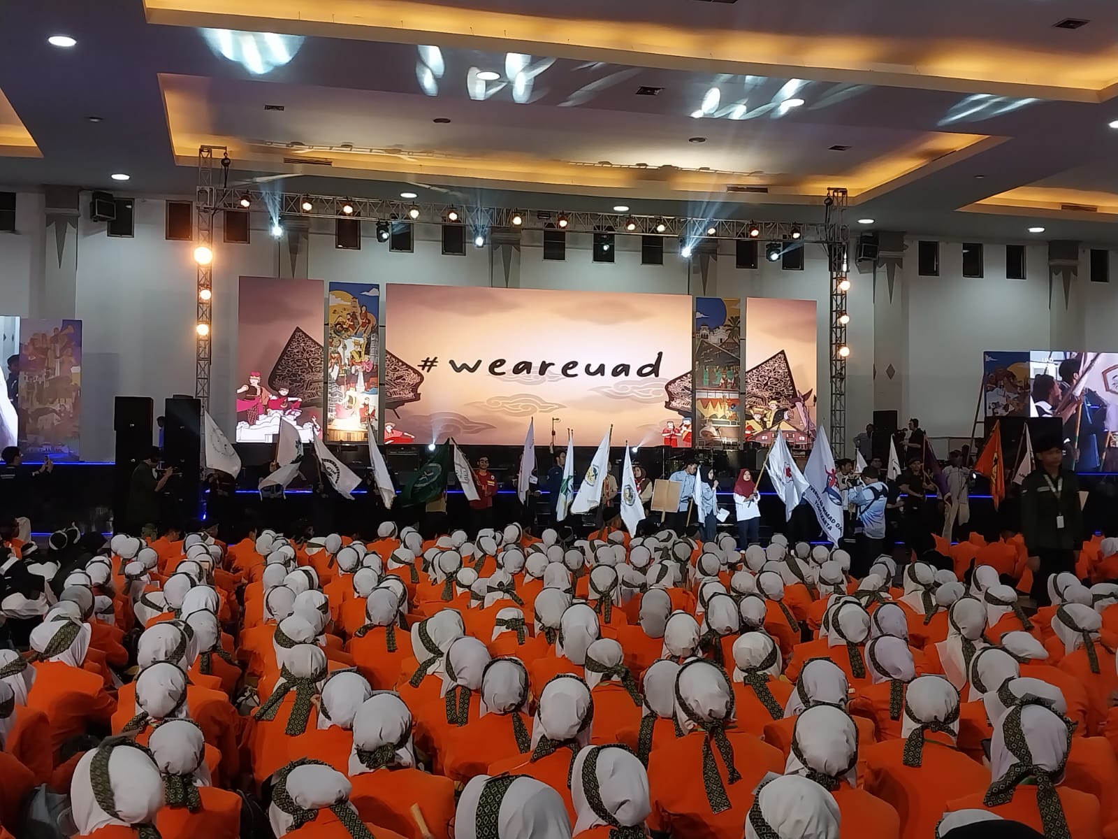 KENAL: Kegiatan Pengenalan Kampus (P2K) 2023 UAD di JEC, Selasa (12/9/2023). (Wulan Yanuarwati/Radar Jogja)