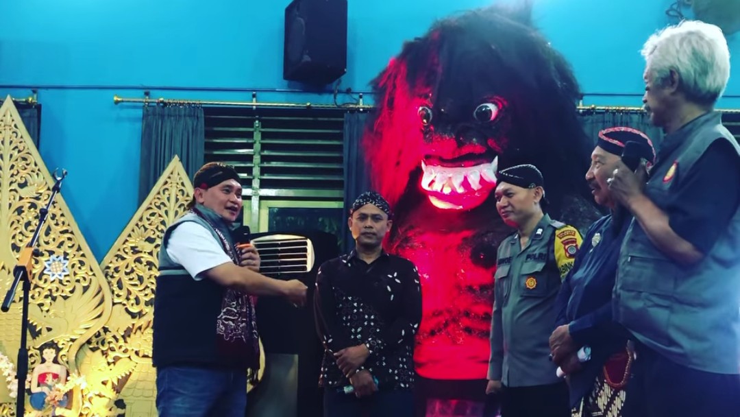 JEMPOL: Kabaharkam Polri Komjen Pol M. Fadil Imran dalam Jagongan Omah Jagawarga di Omah Jagawarga Ambarketawang, Gamping, Sleman, Rabu (13/9). (Dok Istimewa)