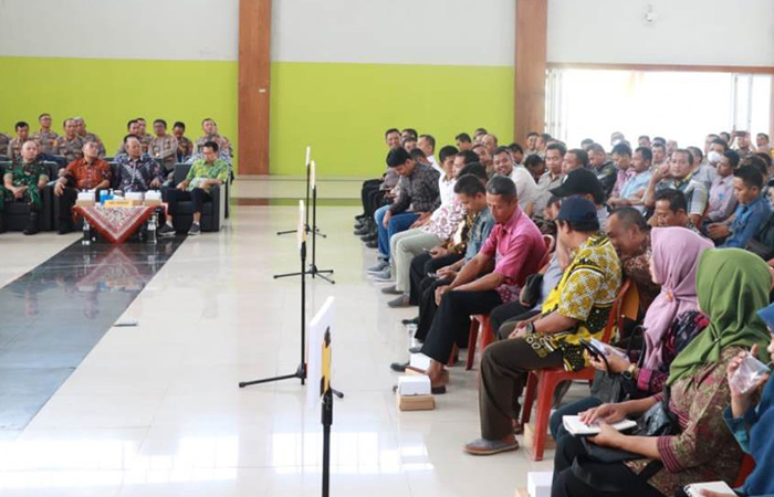 PEDULI ANAK : Kapolres Kulonprogo AKBP Nunuk Setyowati saat sosialisasi Program Ibu Memanggil di Exhibition Hall Taman Budaya Kulon Progo (TBK) Pengasih.DOKPOL KP