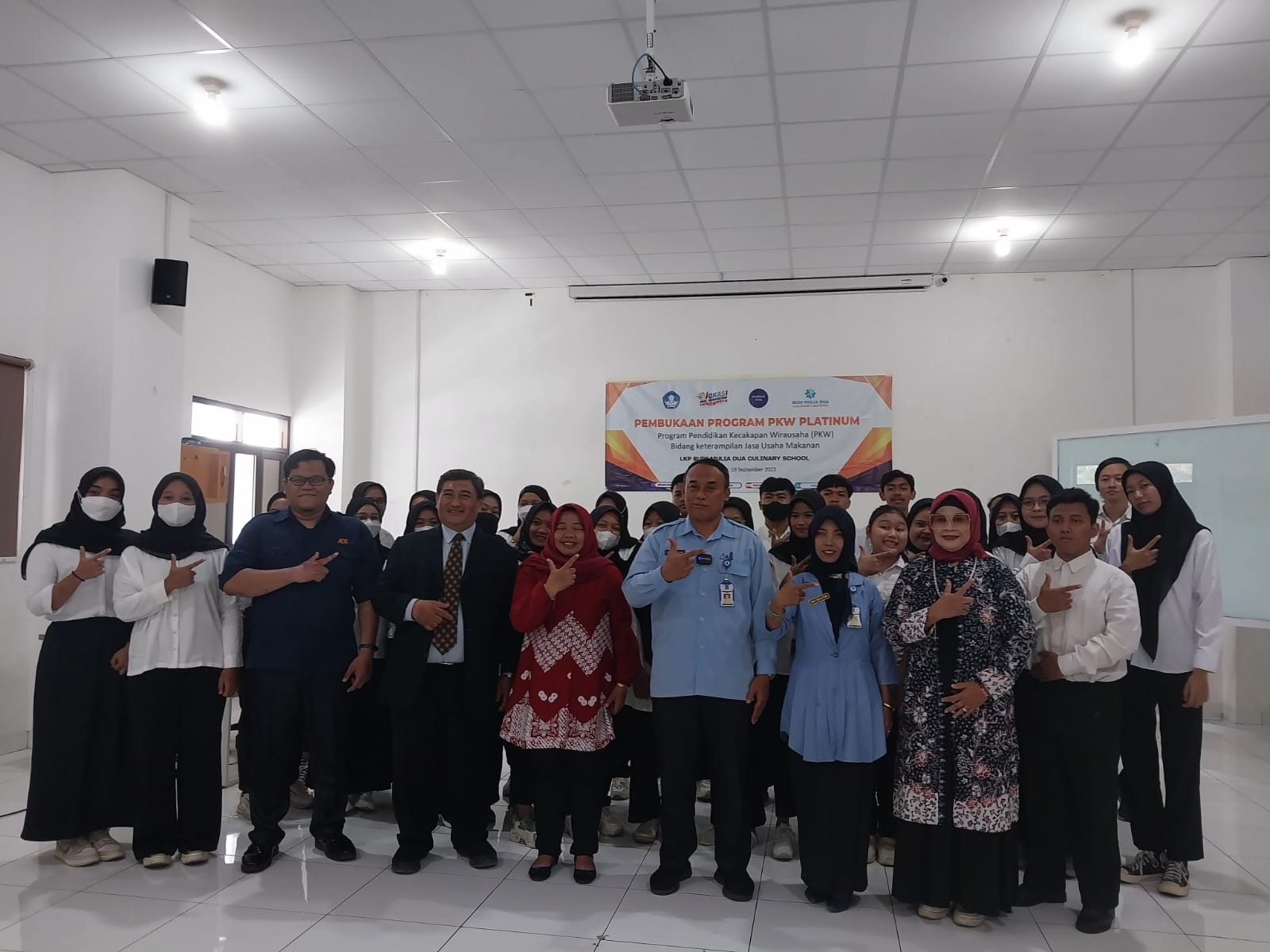 CIPTA RASA: Pembukaan Program Kecakapan Wirausaha (PKW) platinum 2023 di Gedung LPK Budi Mulia Dua Culinary School, Selasa (19/9/2023). (Wulan Yanuarwati/Radar Jogja)