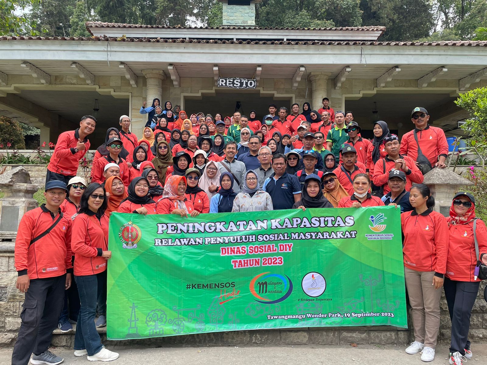RELAWAN: Dinas Sosial DIJ mengadakan kegiatan peningkatan kapasitas bagi relawan penyuluh sosial masyarakat atau pensosmas. (WINDA ATIKA/RADAR JOGJA)