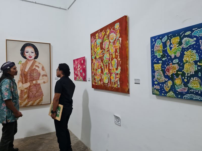 Soimah dalam bingkai lukisan