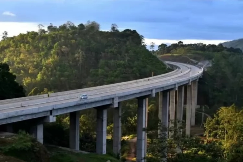 ALAMI: Potret jalan tol terindah di Jawa Tengah (Tangkapan layar YouTube/ Info Pagi)