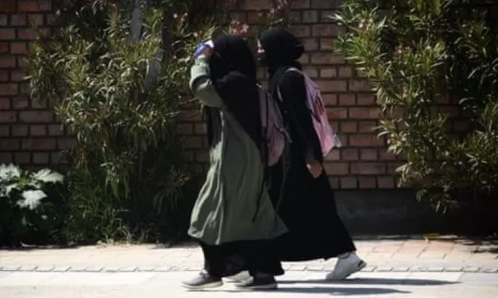 busana muslim yang dipakai di Perancis. sumber Guardian