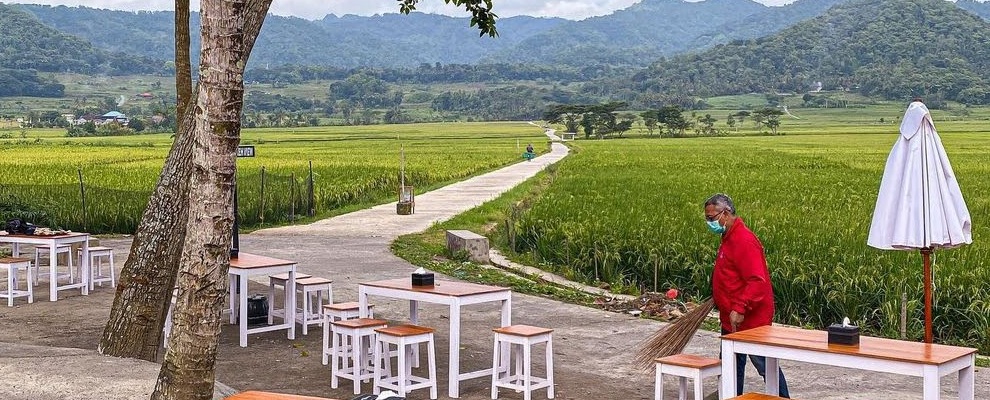 SEGAR: Pronosutan View, wisata dengan hamparan sawah indah di Kulonprogo, Jogjakarta. (Instagram/@pronosutanskyview)