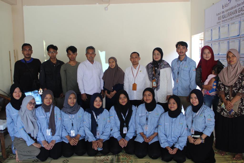 MARKETPLACE: PPK Ormawa HMTP memberikan kontribusi positif dengan mengadakan kegiatan sekolah lapangan, fokusnya memberikan pemahaman terkait mekanisme berjualan di platform marketplace. (ISTIMEWA)