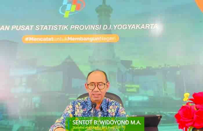 Statistisi Ahli Utama Badan Pusat Statistik (BPS) DIJ Sentot Bangun Widoyono