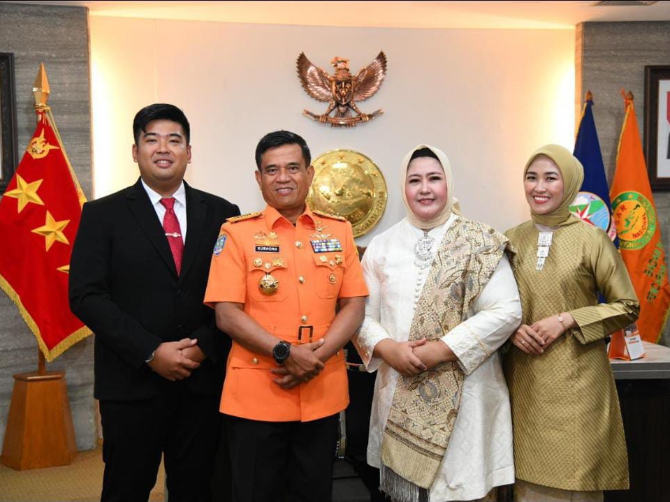 RESMI: Prosesi pelantikan Marsekal Madya (Marsdya) TNI Kusworo sebagai Kepala Badan Nasional Pencarian dan Pertolongan (Basarnas), Rabu (04/10). (Istimewa)