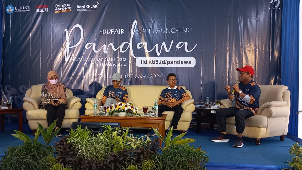 EDUFAIR: Lembaga Layanan Pendidikan Tinggi (LLDikti) Wilayah V meluncurkan portal layanan satu data bernama Pandawa Minggu (8/10). (Winda Atika Ira Puspita/Radar Jogja)