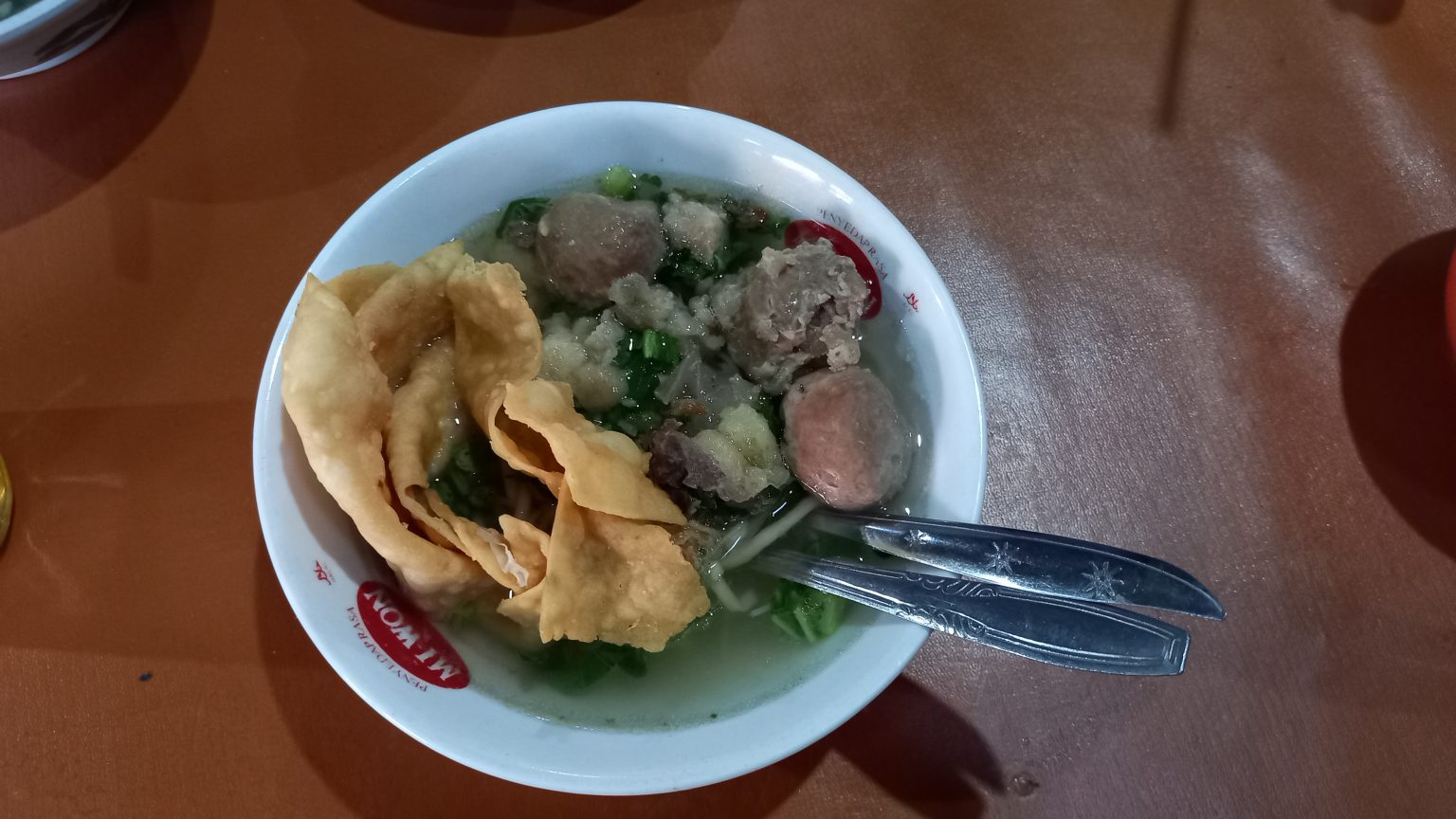 Baksi Pak Teguh (sumber: instagram @kulinerjoga)