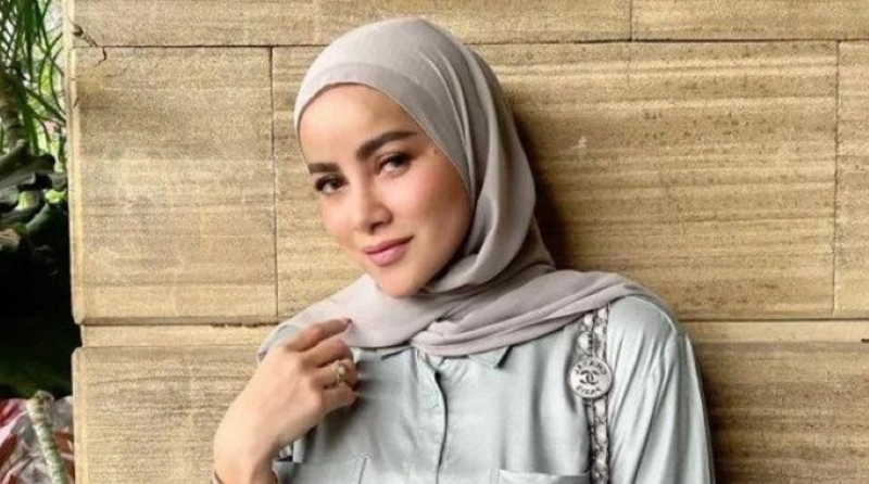 Artis Olla Ramlan. (