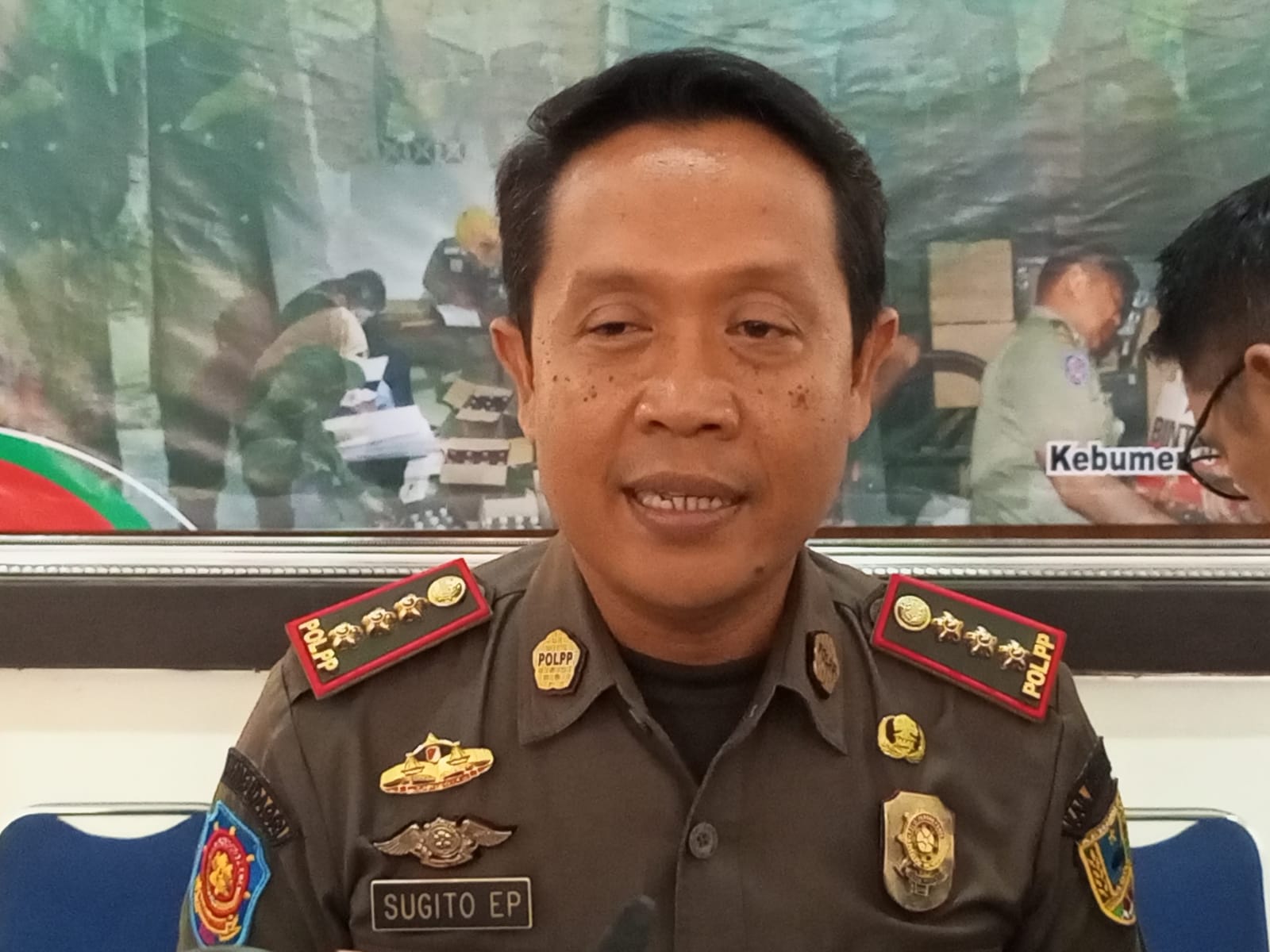 GERAK CEPAT: Sekretaris Satpol PP Kebumen Sugito Edi Prayitno. (M. HAFIED/RADAR KEBUMEN)